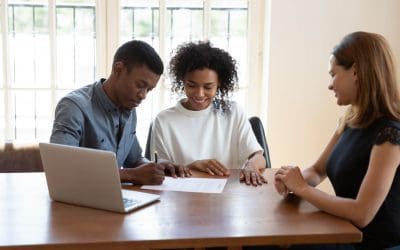 4 Reasons to Hire a Real Estate Agent When Selling